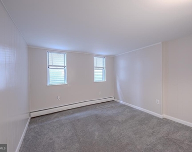 2924 Salmon Street - Photo Thumbnail 20