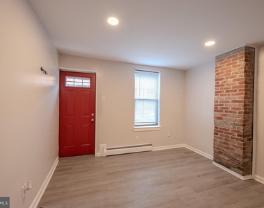 2924 Salmon Street - Photo Thumbnail 1