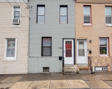 2924 Salmon Street - Photo Thumbnail 29