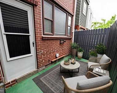 2924 Salmon Street - Photo Thumbnail 34