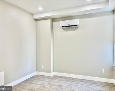 5423 Baltimore Avenue - Photo Thumbnail 4