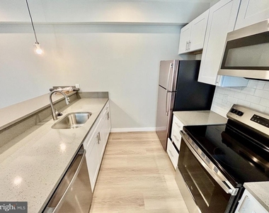 5356 Cedar Avenue - Photo Thumbnail 2