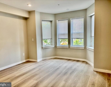 5356 Cedar Avenue - Photo Thumbnail 3