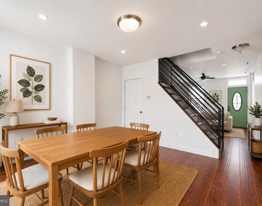 2318 E Letterly Street - Photo Thumbnail 3