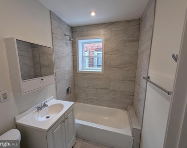 5609 Walton Avenue - Photo Thumbnail 12