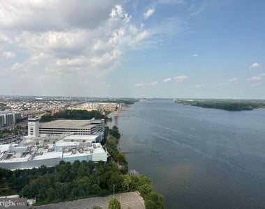 901 N Penn Street - Photo Thumbnail 28