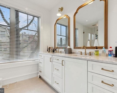 8100 Germantown Avenue - Photo Thumbnail 8