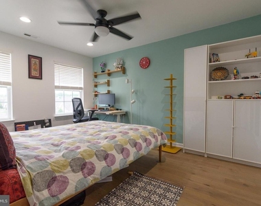 303 Ellison Drive - Photo Thumbnail 21