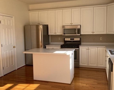 713 Whitetail Circle - Photo Thumbnail 10