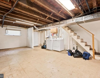107 Plant Avenue - Photo Thumbnail 11