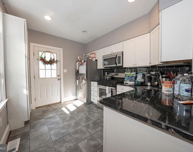 431 W Baltimore Avenue - Photo Thumbnail 9