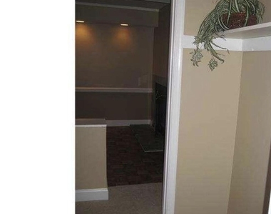 205 Bernard Ct - Photo Thumbnail 11