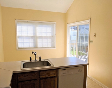 331 Galway Drive - Photo Thumbnail 16
