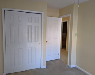 331 Galway Drive - Photo Thumbnail 27