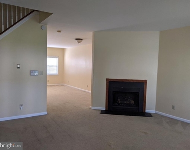 331 Galway Drive - Photo Thumbnail 3