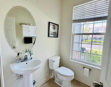 11 Morris Lane - Photo Thumbnail 5
