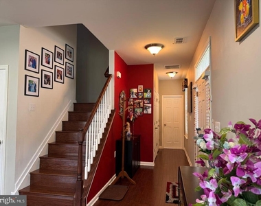11 Morris Lane - Photo Thumbnail 6