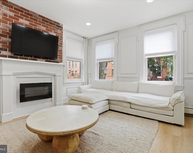 132 Jackson Street - Photo Thumbnail 4