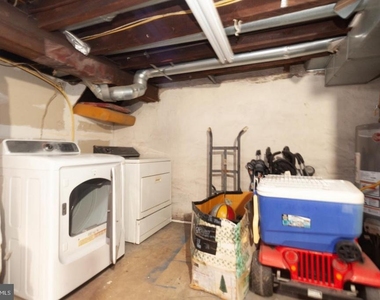 313 S Fairview Street - Photo Thumbnail 19