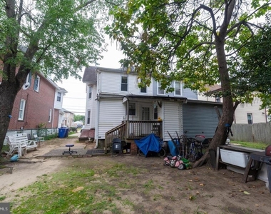 313 S Fairview Street - Photo Thumbnail 17