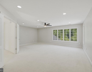 9 Timber Green Court - Photo Thumbnail 17