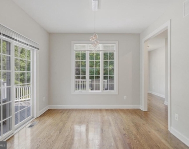 9 Timber Green Court - Photo Thumbnail 15
