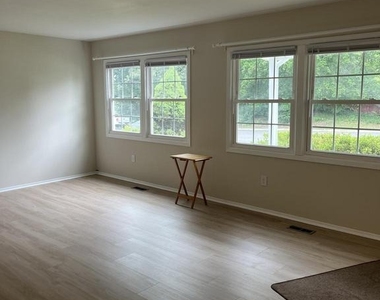 12709 Marquette Lane - Photo Thumbnail 6