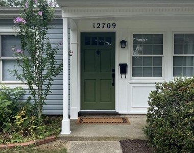 12709 Marquette Lane - Photo Thumbnail 3