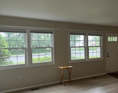 12709 Marquette Lane - Photo Thumbnail 7
