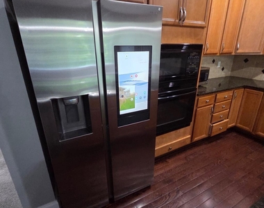4121 Chariot Way - Photo Thumbnail 3