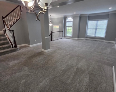 4121 Chariot Way - Photo Thumbnail 1