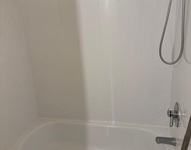 5860 Thunder Hill Road - Photo Thumbnail 17