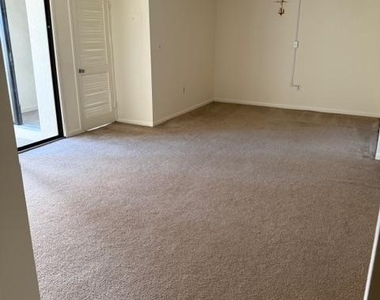 5860 Thunder Hill Road - Photo Thumbnail 8