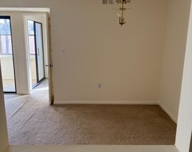5860 Thunder Hill Road - Photo Thumbnail 10