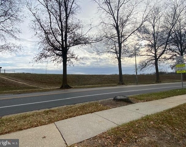5860 Thunder Hill Road - Photo Thumbnail 24