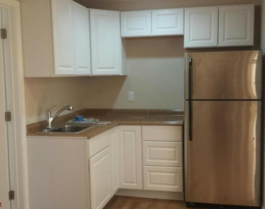 9221 W Stayman Drive W - Photo Thumbnail 14