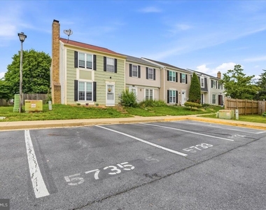 5735 Sunset View Lane - Photo Thumbnail 26