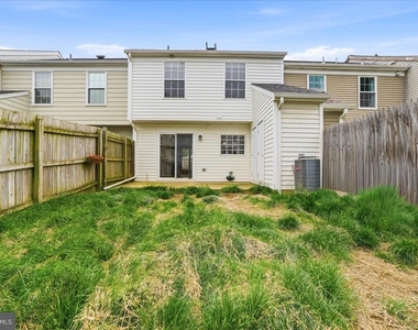5735 Sunset View Lane - Photo Thumbnail 28