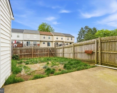 5735 Sunset View Lane - Photo Thumbnail 30