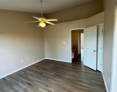 2424 Wynfield Court - Photo Thumbnail 12