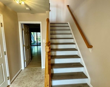 2424 Wynfield Court - Photo Thumbnail 19