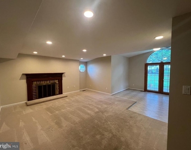 5 Madison Mills Court - Photo Thumbnail 13