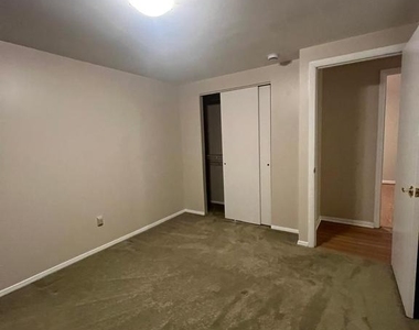 5 Madison Mills Court - Photo Thumbnail 24