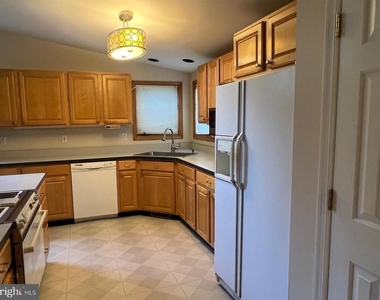 5 Madison Mills Court - Photo Thumbnail 6