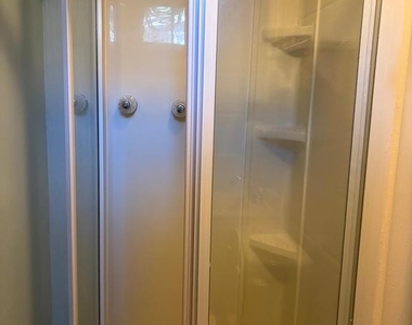 831 Bosley Avenue - Photo Thumbnail 15