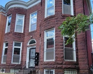 804 Hollins Street - Photo Thumbnail 3