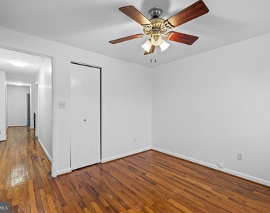 1437 Towson Street - Photo Thumbnail 17