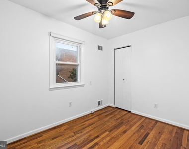 1437 Towson Street - Photo Thumbnail 15