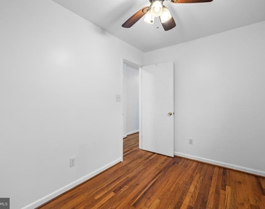 1437 Towson Street - Photo Thumbnail 16