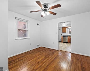 1437 Towson Street - Photo Thumbnail 5